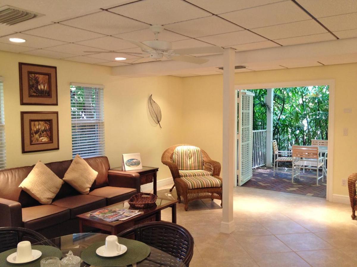 Siesta Palms By The Beach Siesta Key Exterior photo